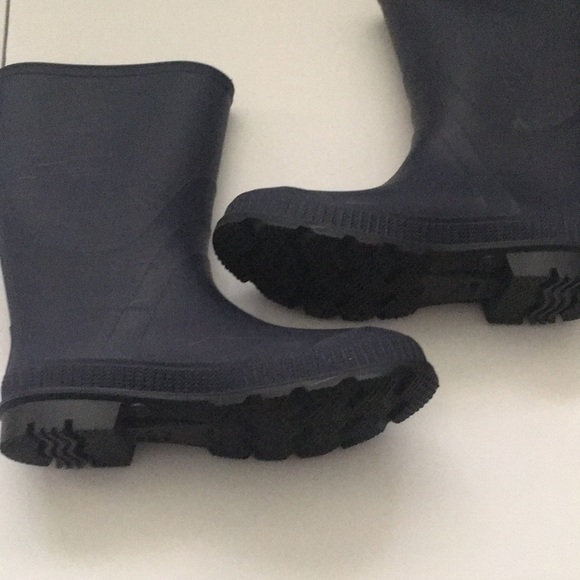 Dark Blue Rain-boots. - Picture 3 of 3